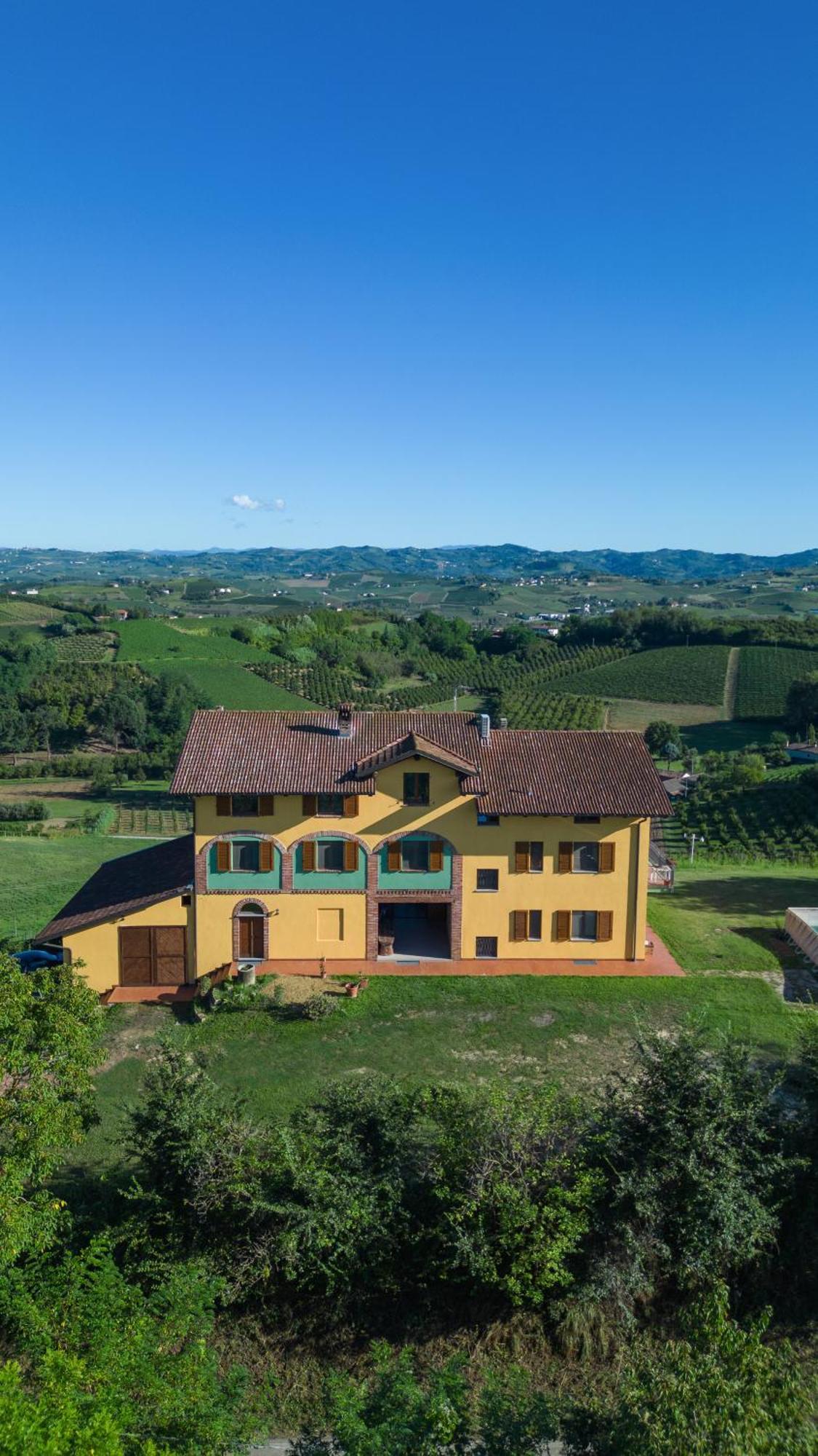 Agriturismo Cascina Reggio Castelnuovo (Asti) Exterior foto